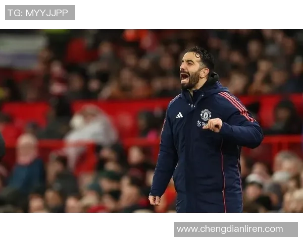 TA评阿莫林治下曼联的革新：后场丢失球权削减，撤销外旋角球